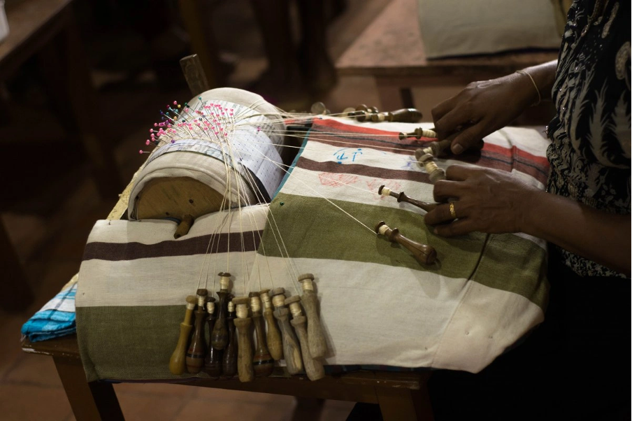 Beeralu Lace Weaving