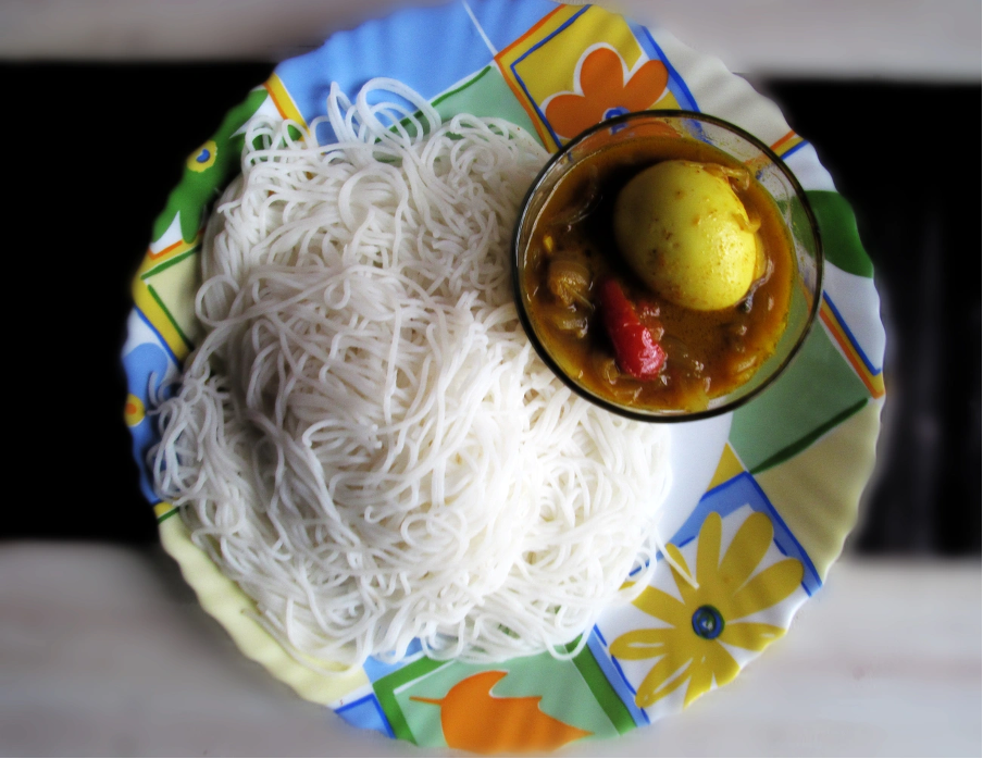 String Hoppers (Idiyappam)