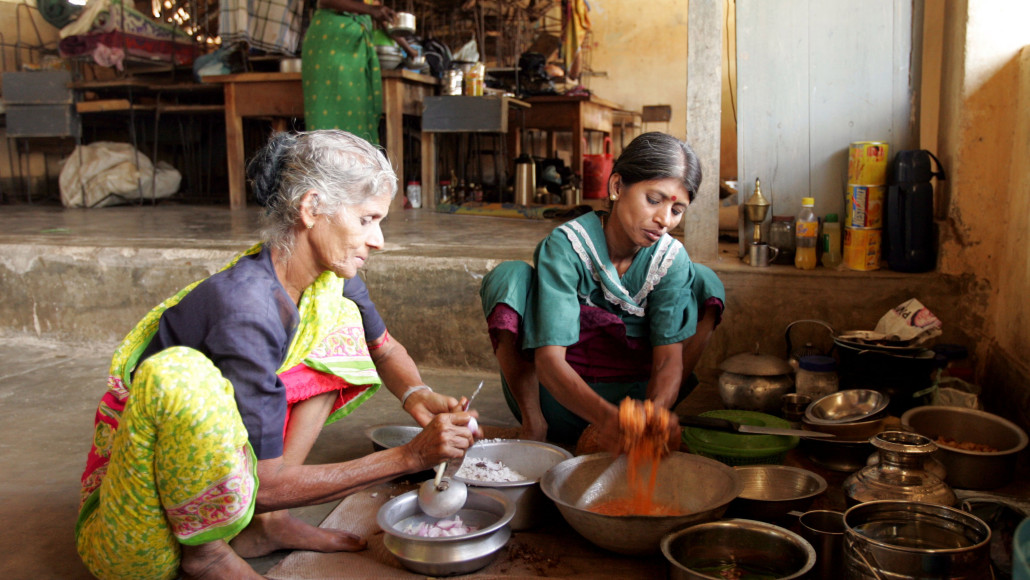 Image result for Sri Lankan women cooking